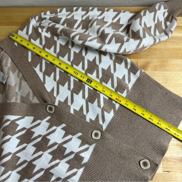 Joie Houndstooth Light Brown Puff Sleeve Cardigan Sweater Womens Size Medium - Picture 8 of 8